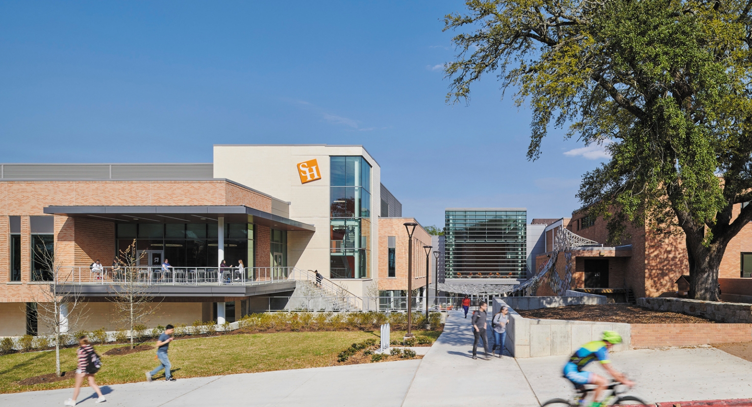 Exterior of Lowman Student Center