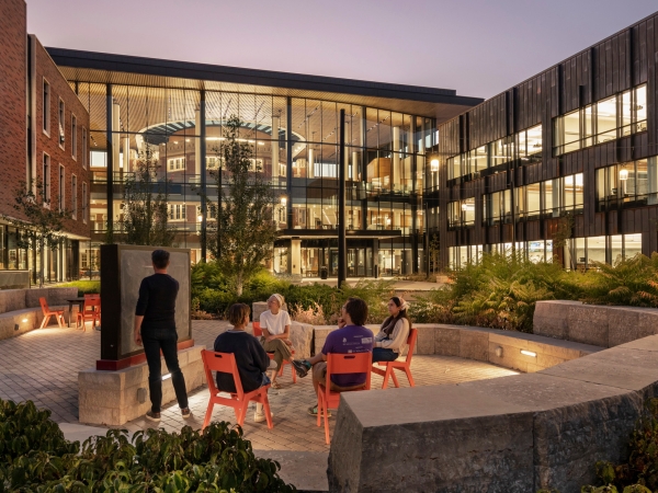 Exterior Grinnell College students in outdoor space